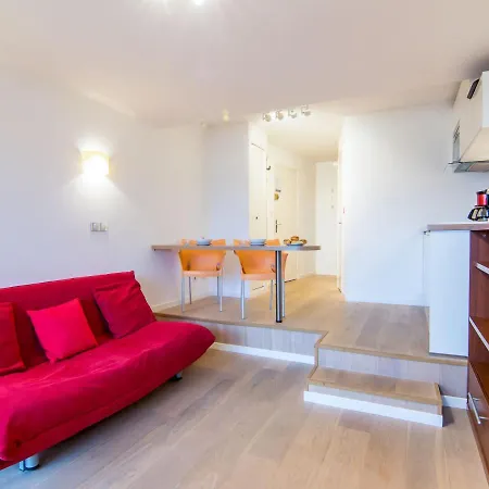 Апартаменты Les Marinas-6 By Interhome *