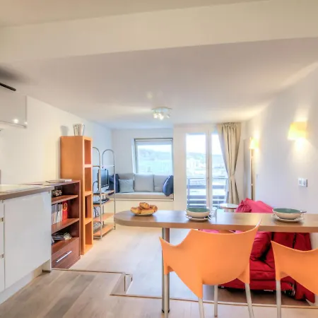 Апартаменты Les Marinas-6 By Interhome *