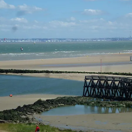 Les Marinas-6 By Interhome *