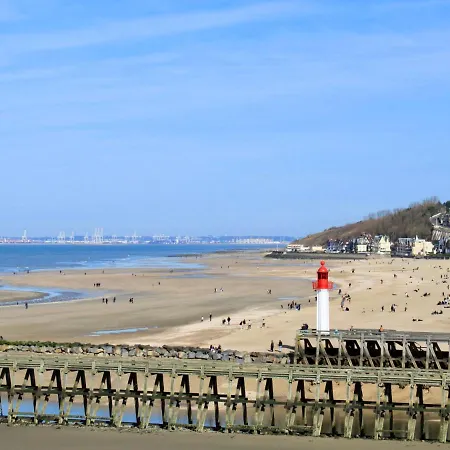 Les Marinas-6 By Interhome