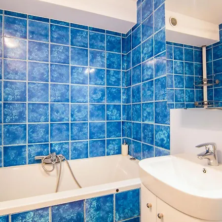 Les Marinas-6 By Interhome * דוביל