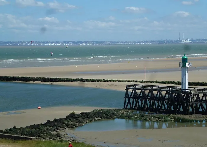 Les Marinas-6 By Interhome *