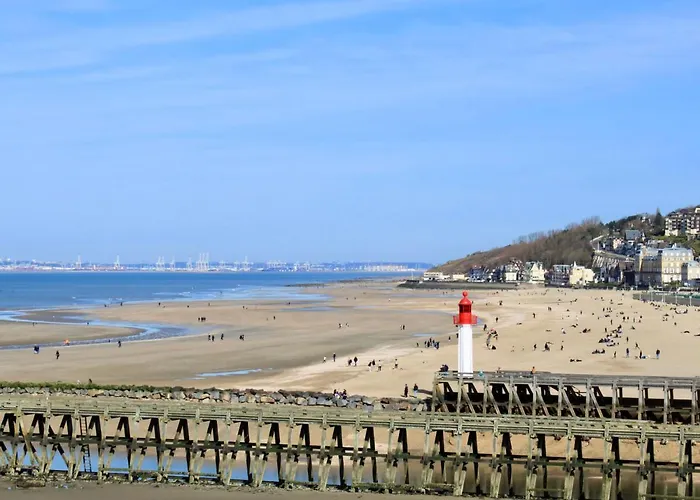 Les Marinas-6 By Interhome